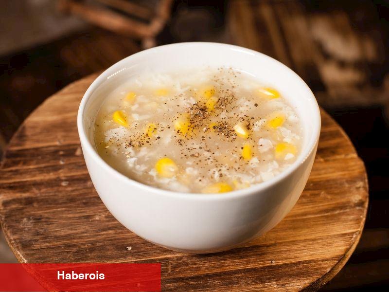 Tavuklu Mısır Çorbası