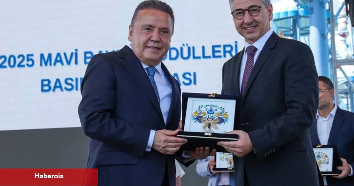 TÜRÇEV’den Antalya Büyükşehir Belediyesi’ne 6. Etraf Mükafatı