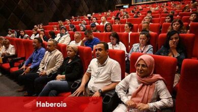 "Uyandığım dünya" tiyatro oyunu büyük alkış aldı