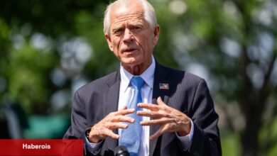 Adalet Bölümü Biden dönemi Peter Navarro'nun e-postalarını almaya itti