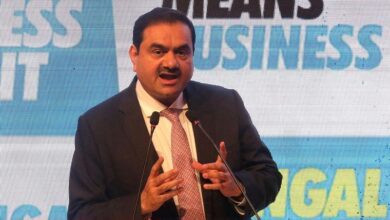 Adani, havalimanı ünitesini 2027’ye kadar halka açmayı ve 100 milyar dolarlık yatırım planını hızlandırmayı planlıyor