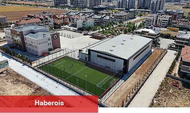 Ahmet Çalık Kapalı Spor Salonu ve Yapay Çim Alanı'nın Üretimi Tamamlandı