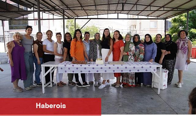 Aliağa Belediyesi'nden Helvacı'da Annelere Özel Eğitim - Haberois Aliağa Belediyesi'nden Helvacı'da Annelere Özel Eğitim