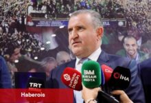 Bakanı Bak'tan Bursaspor Kulübü'ne ziyaret