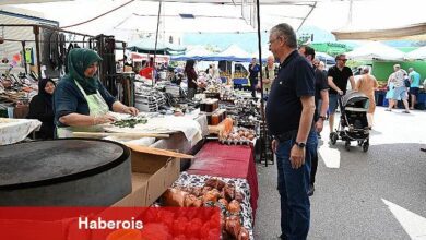 Başkan Topaloğlu'ndan pazar esnafına ziyaret