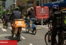 Belediye Başkanı Adams e-bisikletleri ve scooterları yavaşlamaya zorlamak istiyor