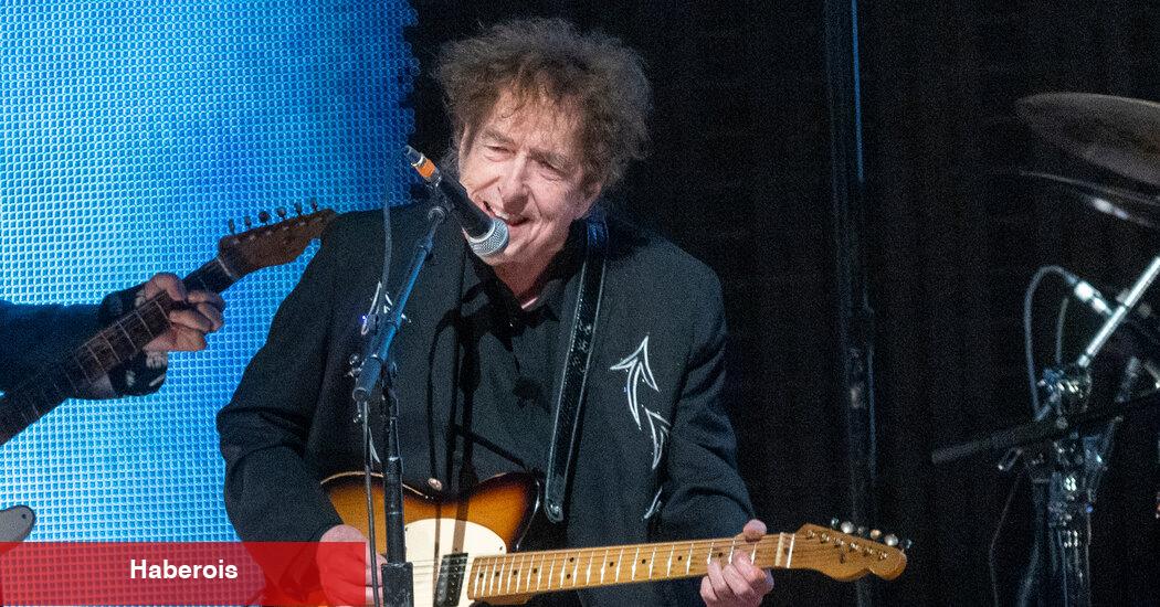 Bob Dylan, MGK'dan bir albüm duyurmasına yardımcı oldu mu?