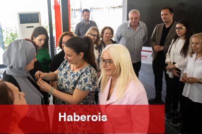 Bornova'da yeni üyeler CHP rozetlerine kavuştu