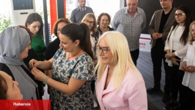 Bornova'da yeni üyeler CHP rozetlerine kavuştu