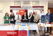 Dokuz Eylül Üniversitesi'nde lösemiyi atlatan çocukların lösemili kardeşlerine yazdıkları armağan kitabın tanıtım aktifliği düzenlendi