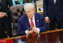 Donald Trump telefon işine giriyor!