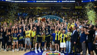 Fenerbahçe Beko'dan tarihi üçleme!