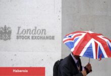 FTSE 100 bugün: Endeks yükselişle açıldı, sterlin 1,35 doların altına düştü