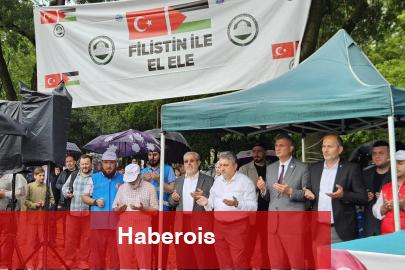 Gölcük'te yağmura karşın Filistin için tek yürek oldular