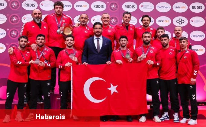 Grekoromen Güreş Ulusal Grubu, İran'da büyük tehlike atlattı! - Haberois Grekoromen Güreş Ulusal Grubu, İran'da büyük tehlike atlattı!
