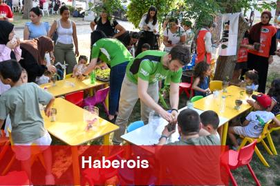İzmir Bornova'da kalpler etraf için buluştu