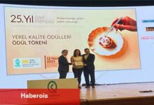 İzmir Büyükşehir Harikalığı Arayış Sempozyumu'ndan mükafatla ayrıldı
