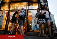 Jefferies, güçlü iş performansı ve değerleme değişikliği nedeniyle Urban Outfitters’ı "tut" düzeyine yükseltti