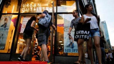 Jefferies, güçlü iş performansı ve değerleme değişikliği nedeniyle Urban Outfitters’ı "tut" düzeyine yükseltti