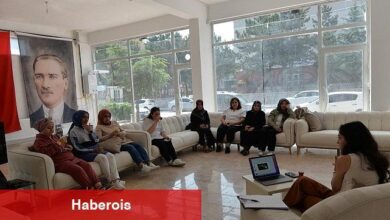 "Kalpten Kalbe Bir Yol Vardır" semineri ağır ilgi gördü