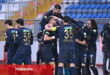 Kasımpaşa 3 futbolcuyla kontrat uzattı