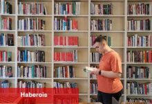 Kitap kurdu Asil okuma sevgisiyle örnek oluyor