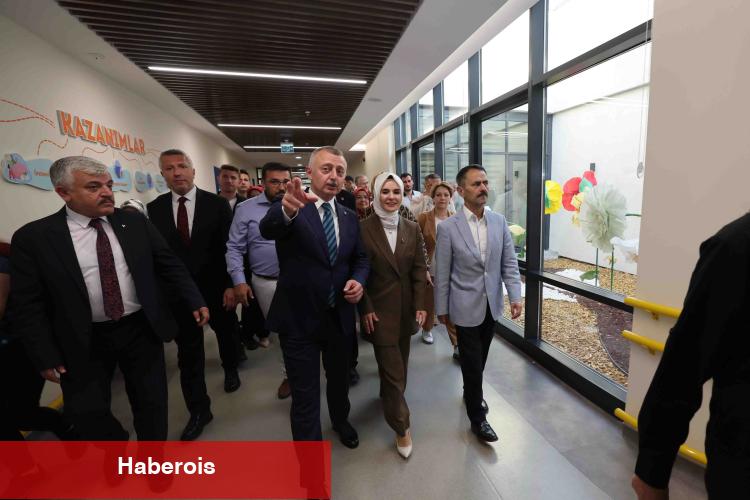 Kocaeli'den Türkiye'ye örnek proje... Gonca Manisiz Hayat Merkezi, Bakan Göktaş ile tanıtıldı