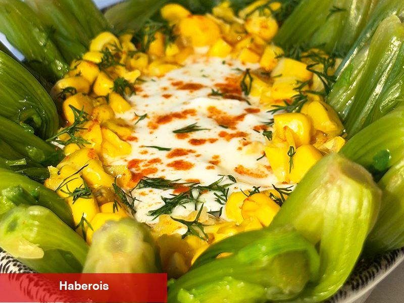 Kök Ispanak Salatası