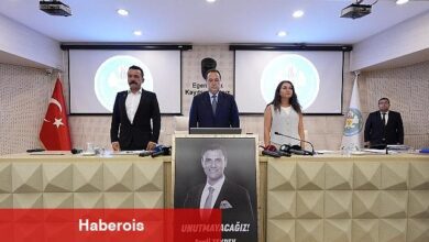 Lider Dutlulu ile Birinci Meclis Ferdi Zeyrek'i Anarak Başladı