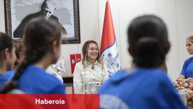 Lider Memnun şampiyon kızları ağırladı: Sizinle gurur duyuyoruz​
