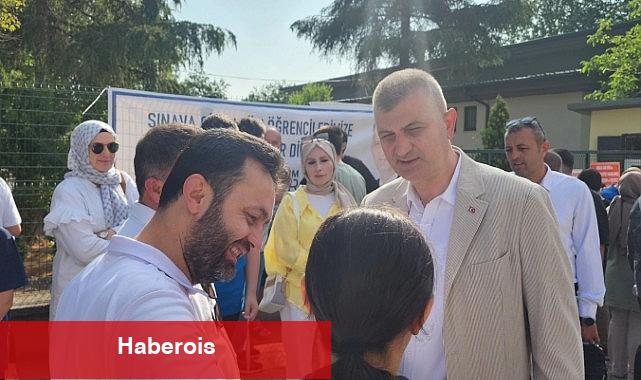 Lider Sezer, İmtihana Giren Öğrencilere Muvaffakiyetler Diledi - Haberois Lider Sezer, İmtihana Giren Öğrencilere Muvaffakiyetler Diledi