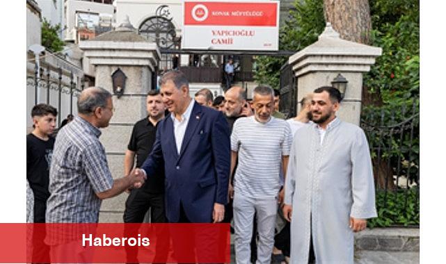 Lider Tugay vatandaşlarla bayramlaştı - Haberois Lider Tugay vatandaşlarla bayramlaştı