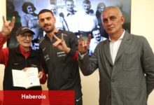 Merih Demiral: "Bozkurt pozunu Aziz Sancar istedi"
