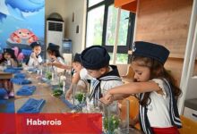 Minikler deniz canlılarını keşfetti