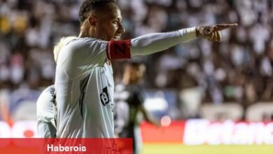 Neymar, Santos'la kontratını 6 ay daha uzatıyor