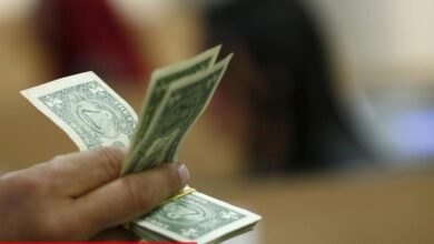 PİYASAYA BAKIŞ-Dolar, euro karşısında 7 haftanın en düşük düzeyini gördü