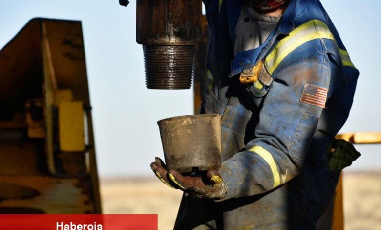 PİYASAYA BAKIŞ-Petrol fiyatları yüksek enflasyon beklentilerine yol açabilir - Haberois PİYASAYA BAKIŞ-Petrol fiyatları yüksek enflasyon beklentilerine yol açabilir