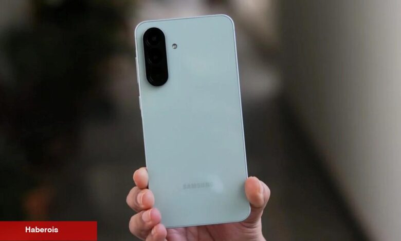Samsung'un uygun fiyatlı serisine yeni bir model daha geliyor - Haberois Samsung'un uygun fiyatlı serisine yeni bir model daha geliyor