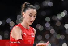 Türkiye Voleybol Federasyonu, Hande Baladın'ın sakatlandığını duyurdu