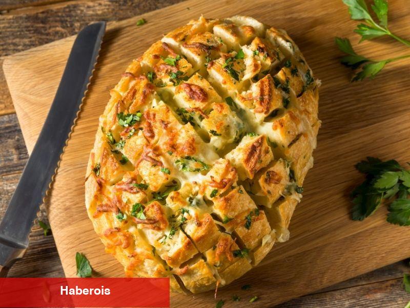 Üç Peynirli Ekmek